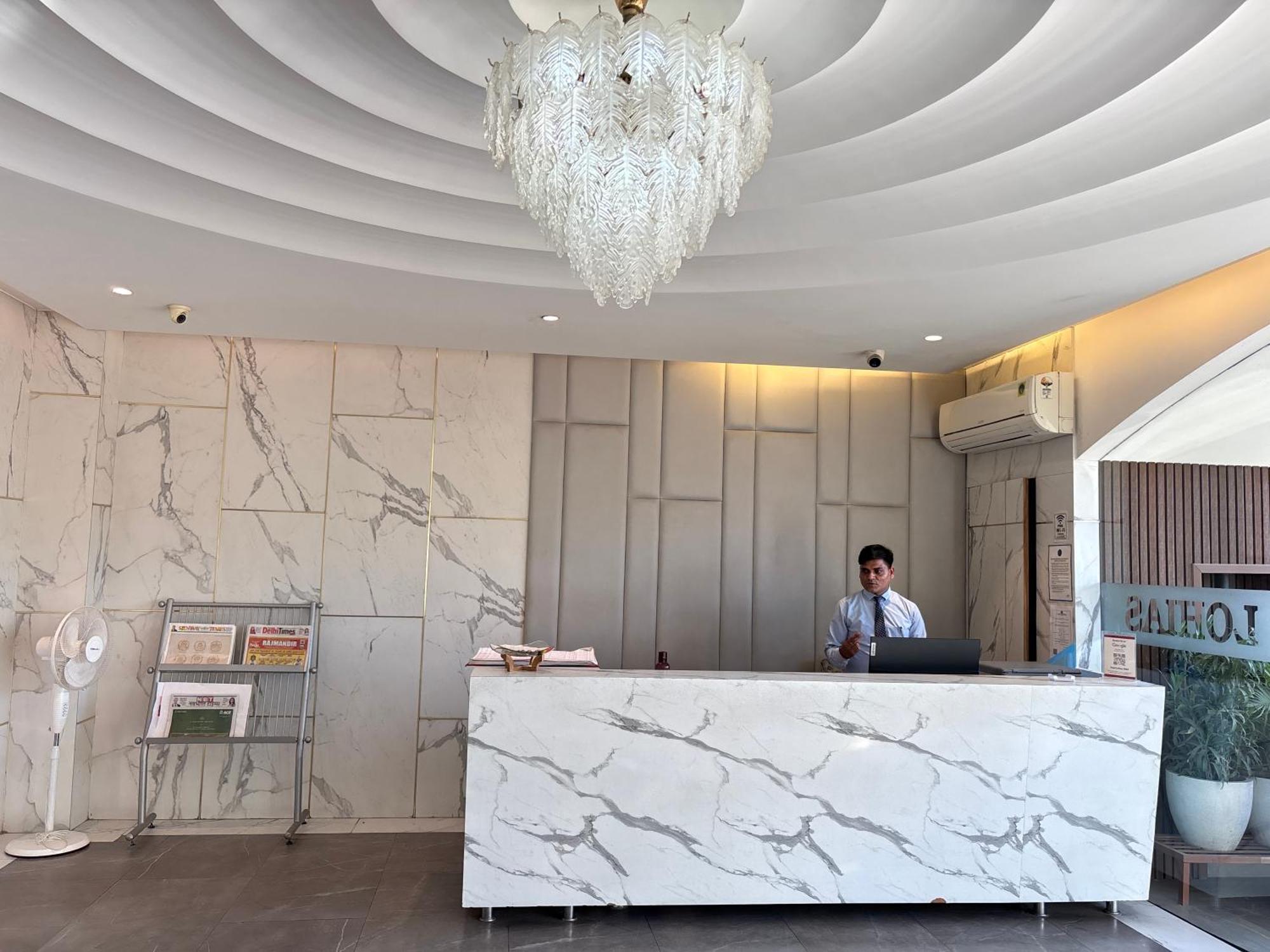 Hotel Arch The Lohias Ню Делхи Екстериор снимка
