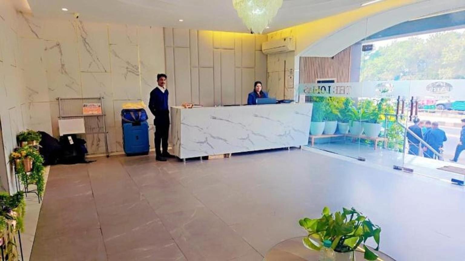 Hotel Arch The Lohias Ню Делхи Екстериор снимка